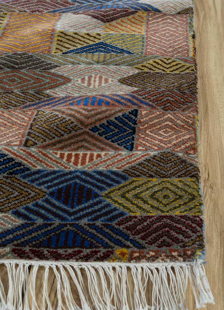 Savana Indian Brown/Gold Brown Hand Knotted Persian Rugs