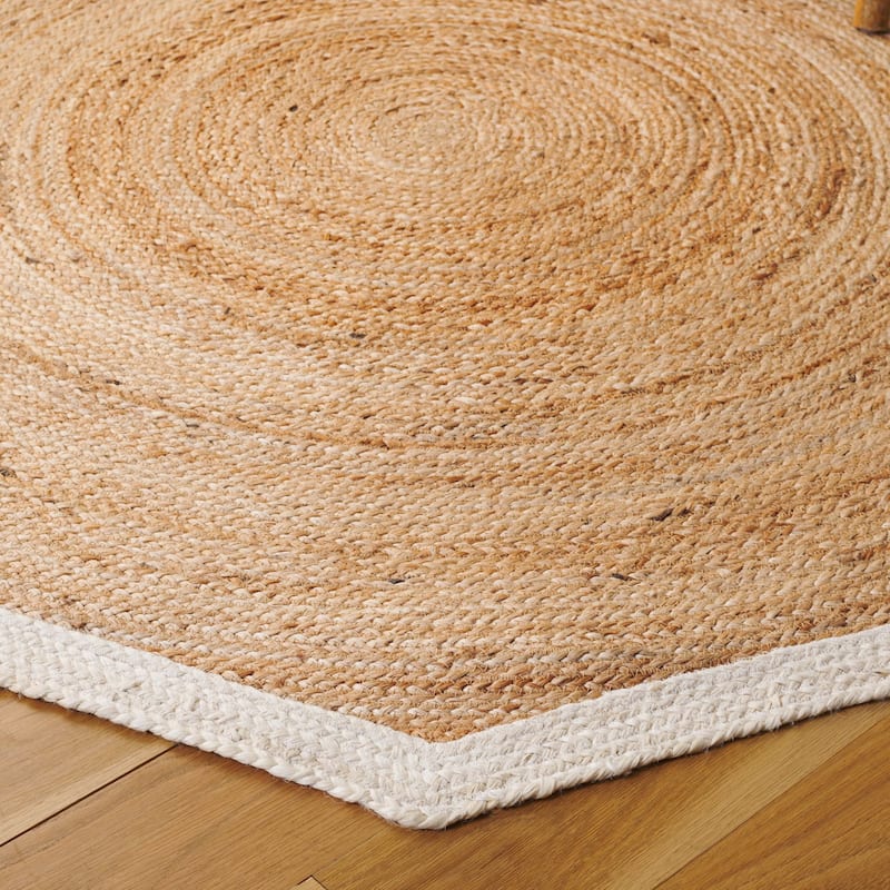 Handmade Round Jute Rug – Natural Fiber with Geometric Design