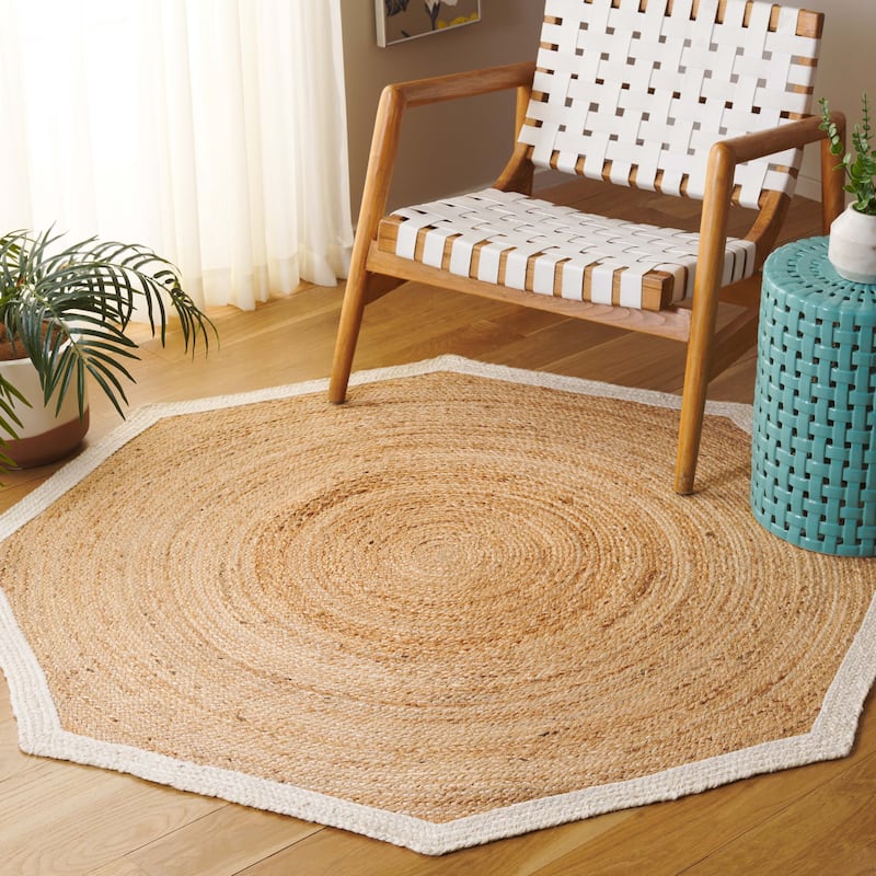 Handmade Round Jute Rug – Natural Fiber with Geometric Design