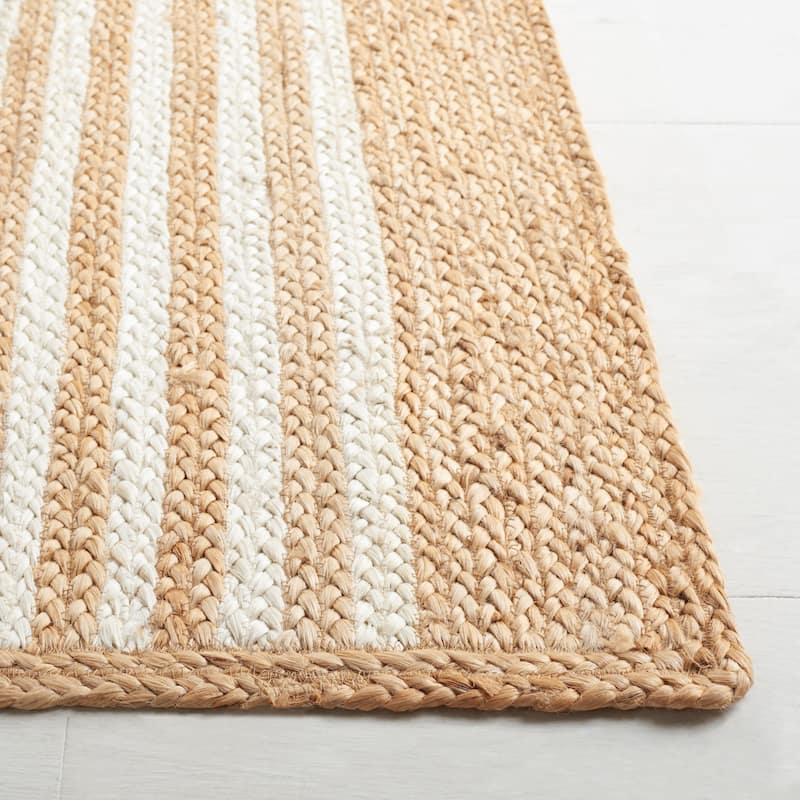 Handwoven Natural Jute Rug with Border – Rustic Braided Floor Decor