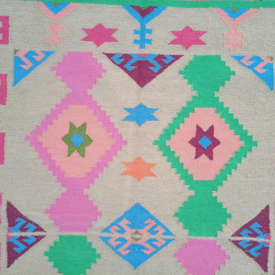 Dhurrie Rugs Green And Pink Cotton Wool Rug