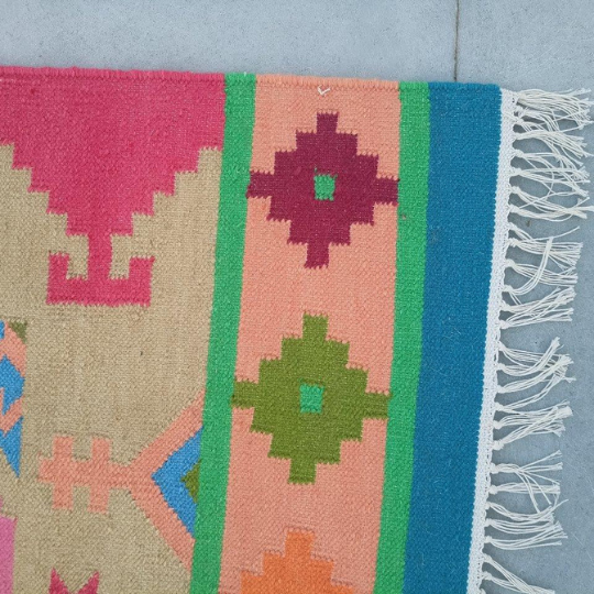 Dhurrie Rugs Green And Pink Cotton Wool Rug