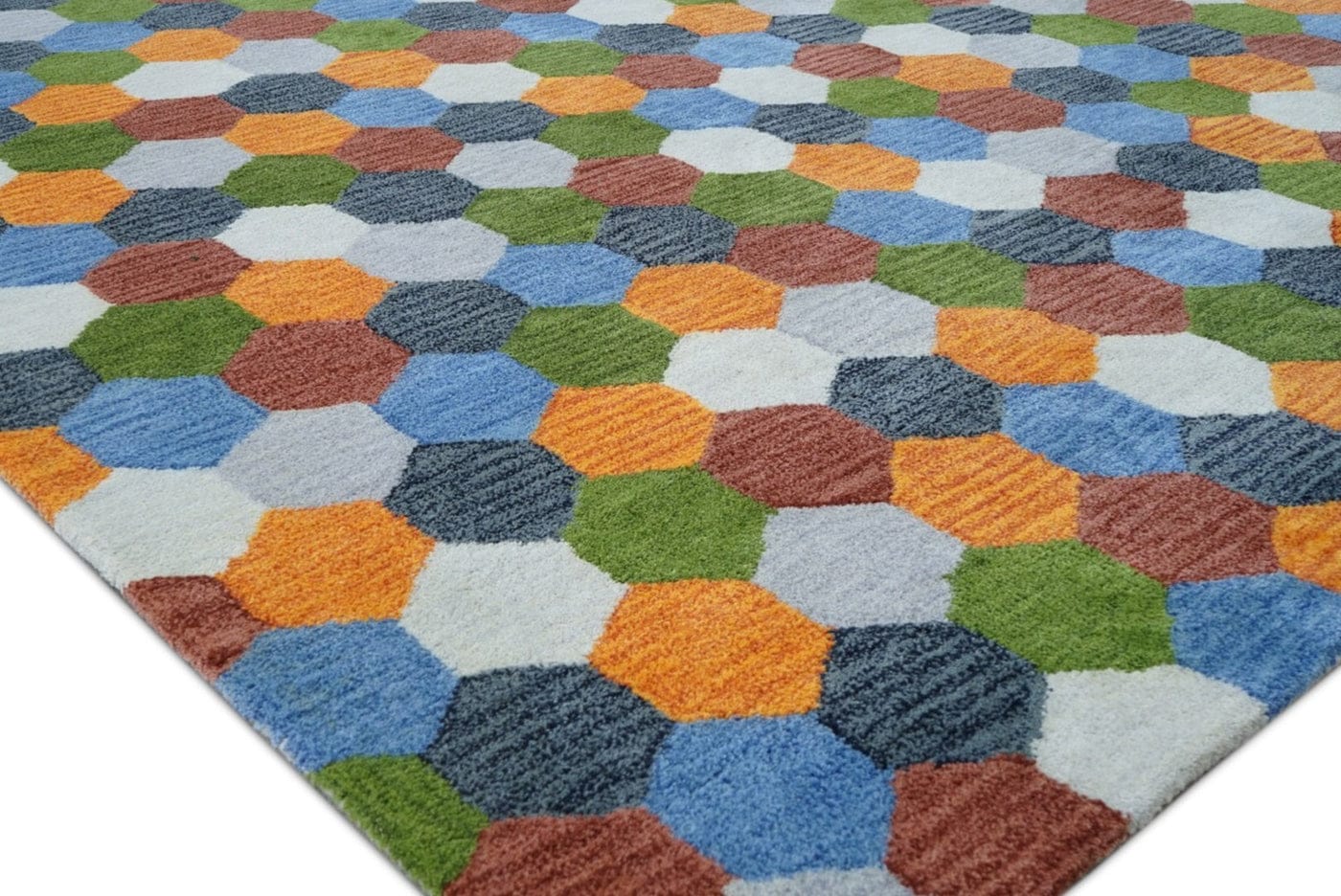 Wool Tufted Home Decor Area Rug, Dining Room