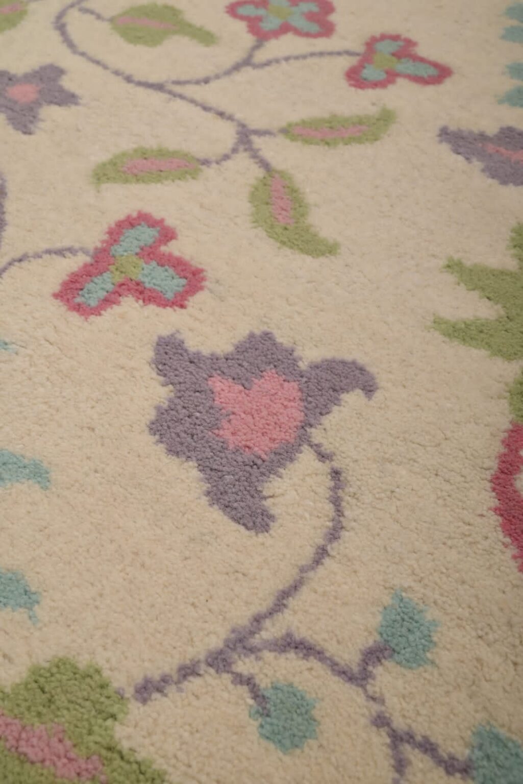 Wool Tufted Designer Bedroom Rug,Multicolor