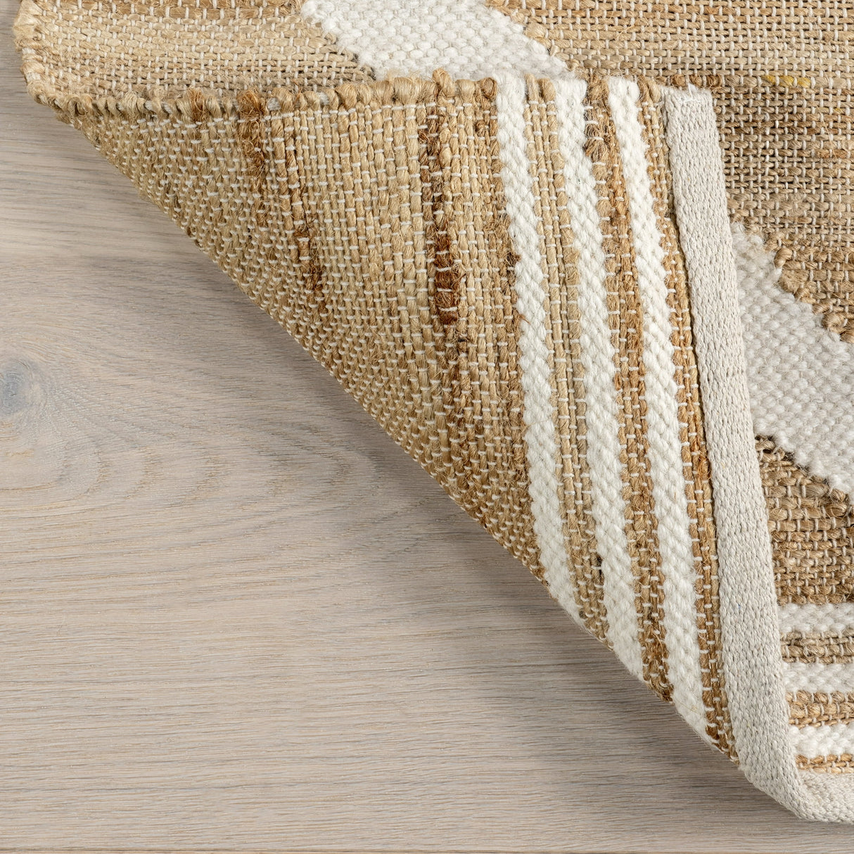 Braided Area Hemp Jute Rug Hand tufted Rug For Bedroom