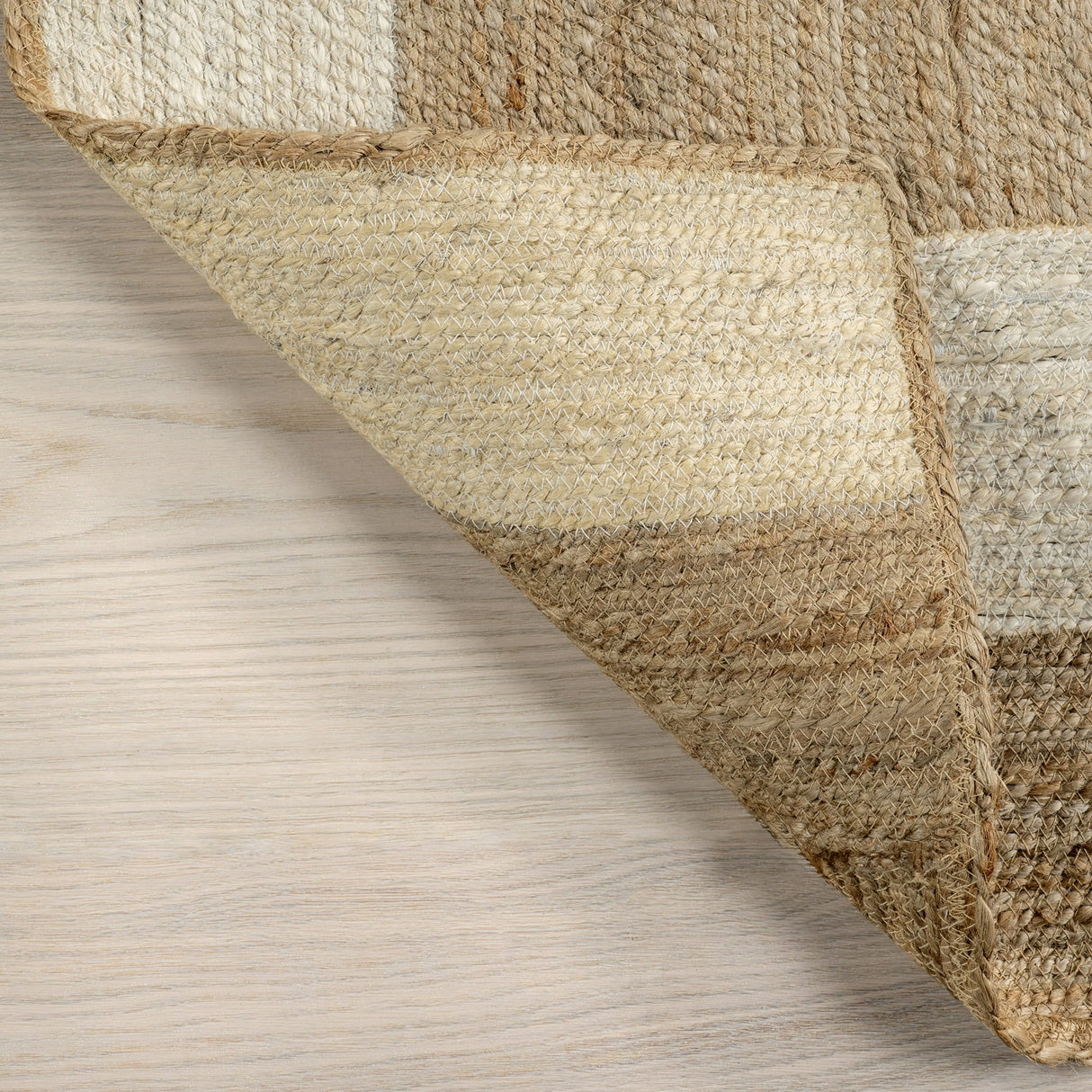 Natural Florentina Jute Rug – Geometric Links Pattern Area Carpet