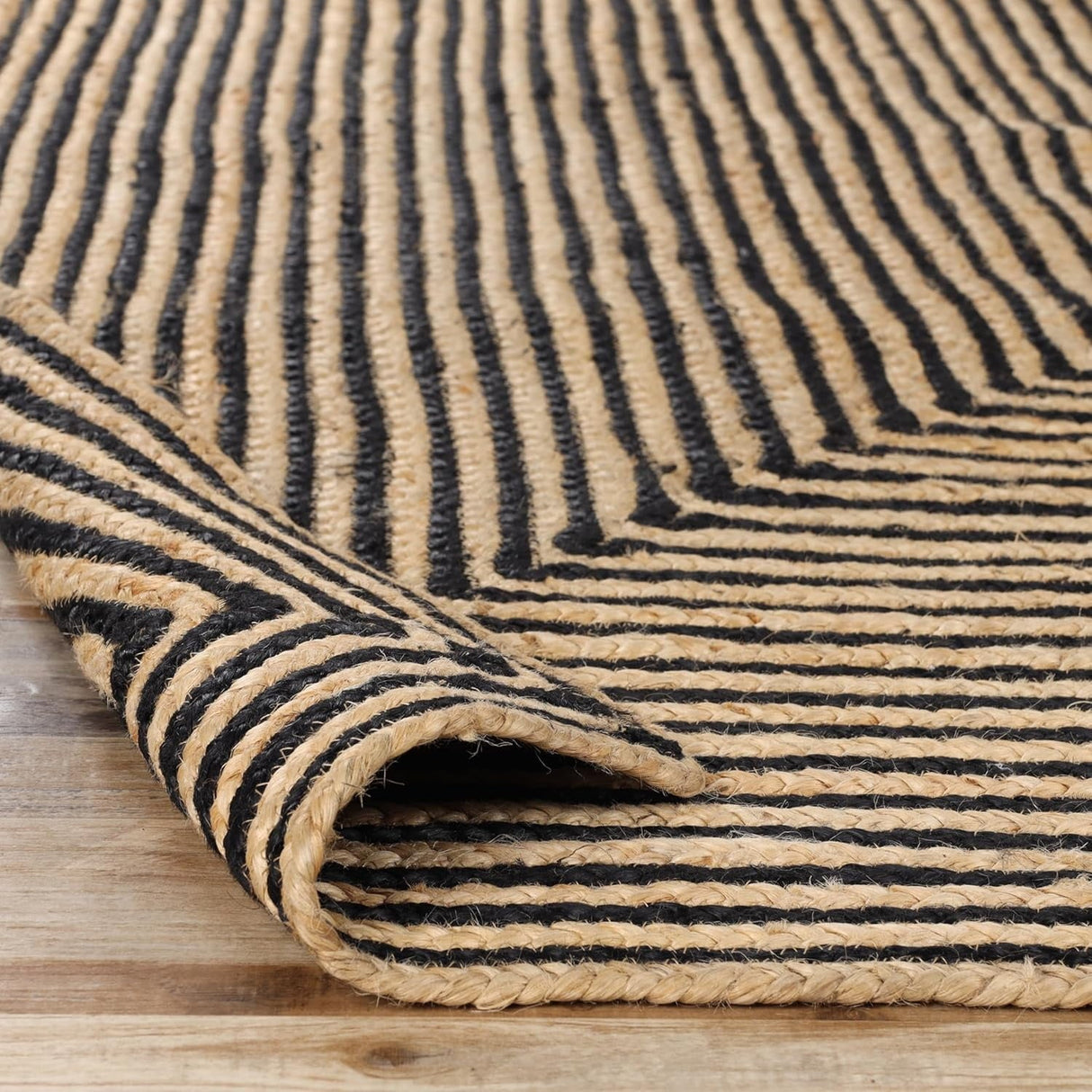 Rustic Bohemian Handwoven Jute Rug – Braided Area Carpet for Home Décor