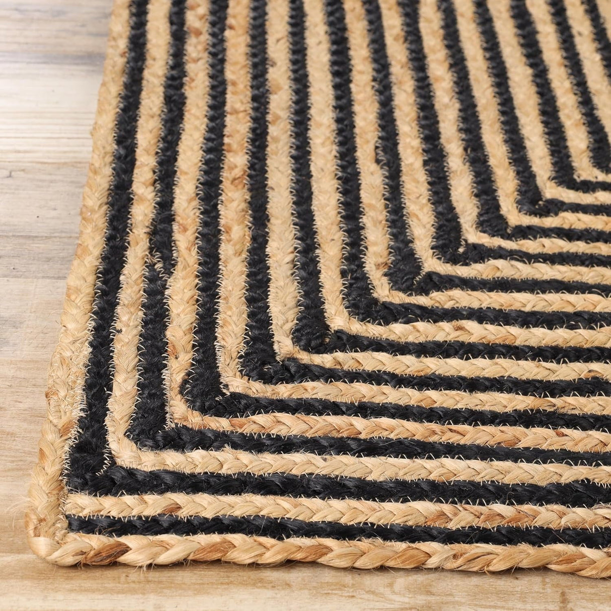 Rustic Bohemian Handwoven Jute Rug – Braided Area Carpet for Home Décor