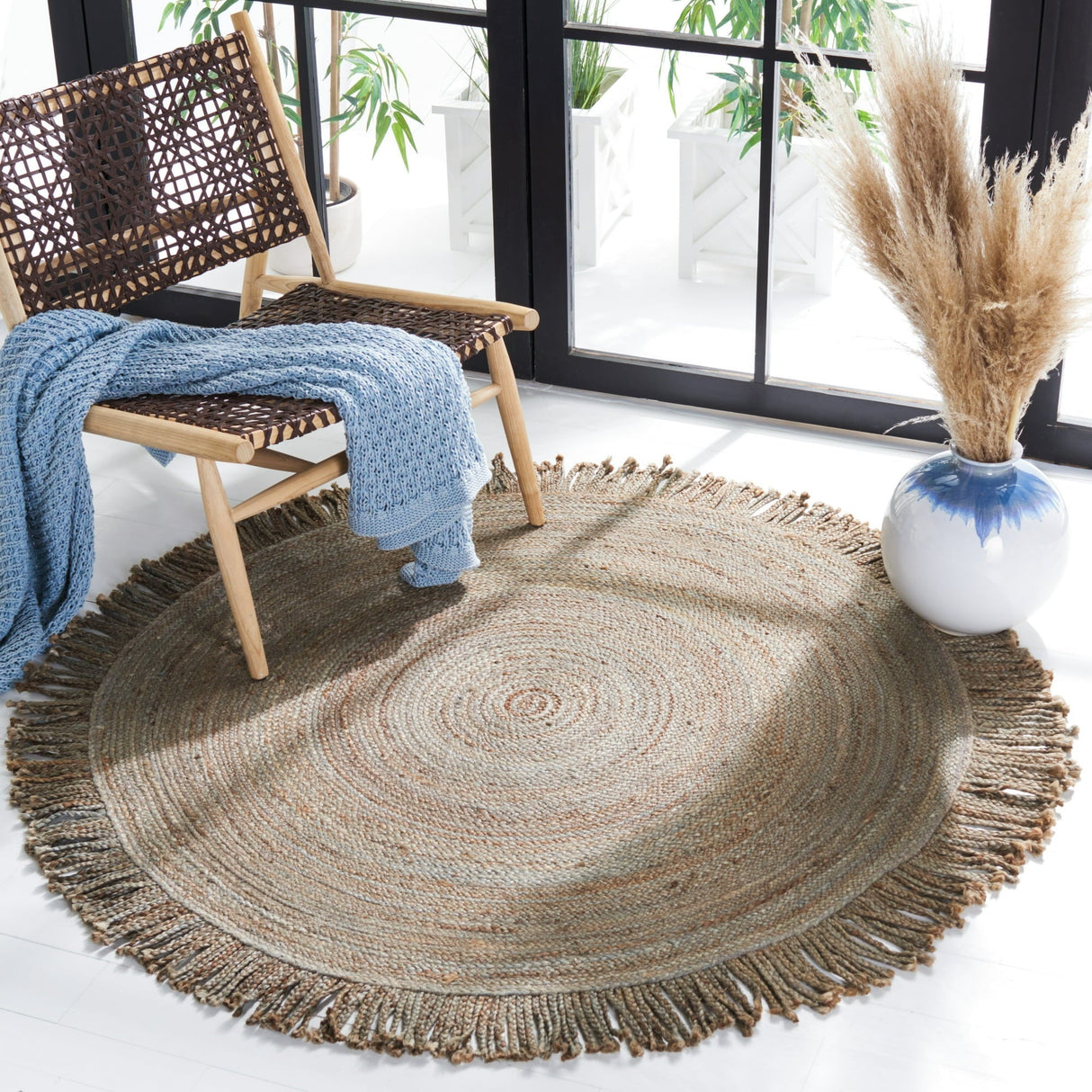 Braided Fringed Area Rug – Solid Color Handcrafted Floor Rug