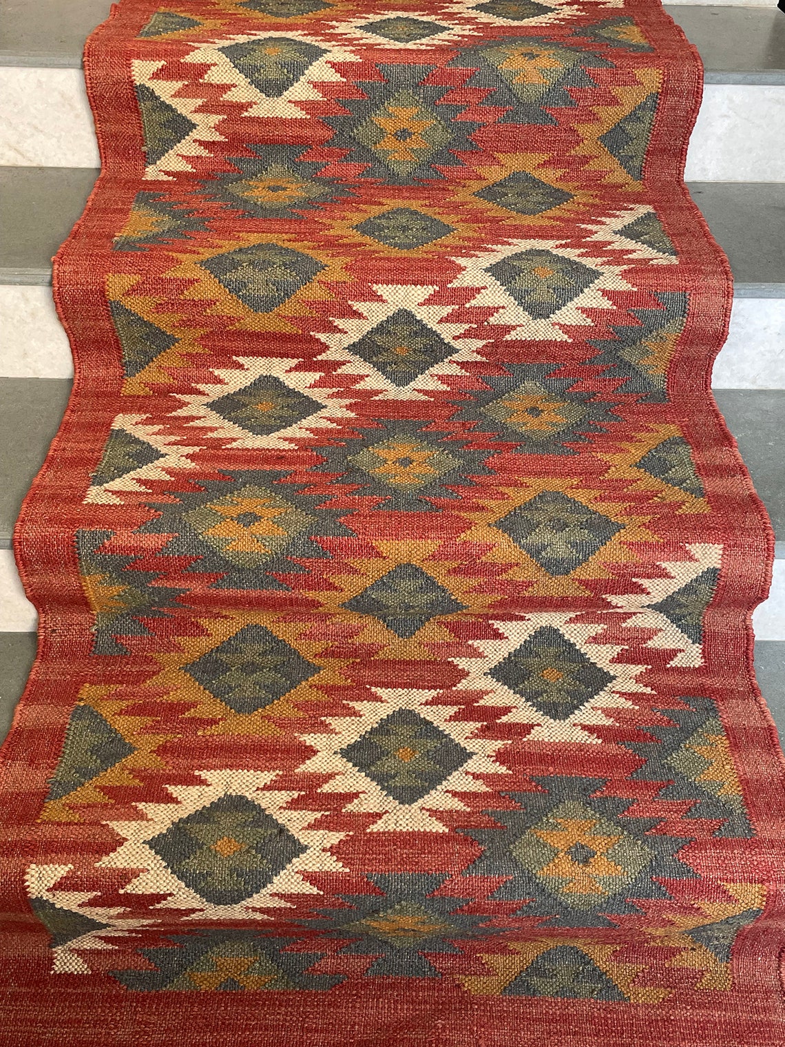 Geometric Kilim Jute Stair Runner – Traditional Meets Modern
