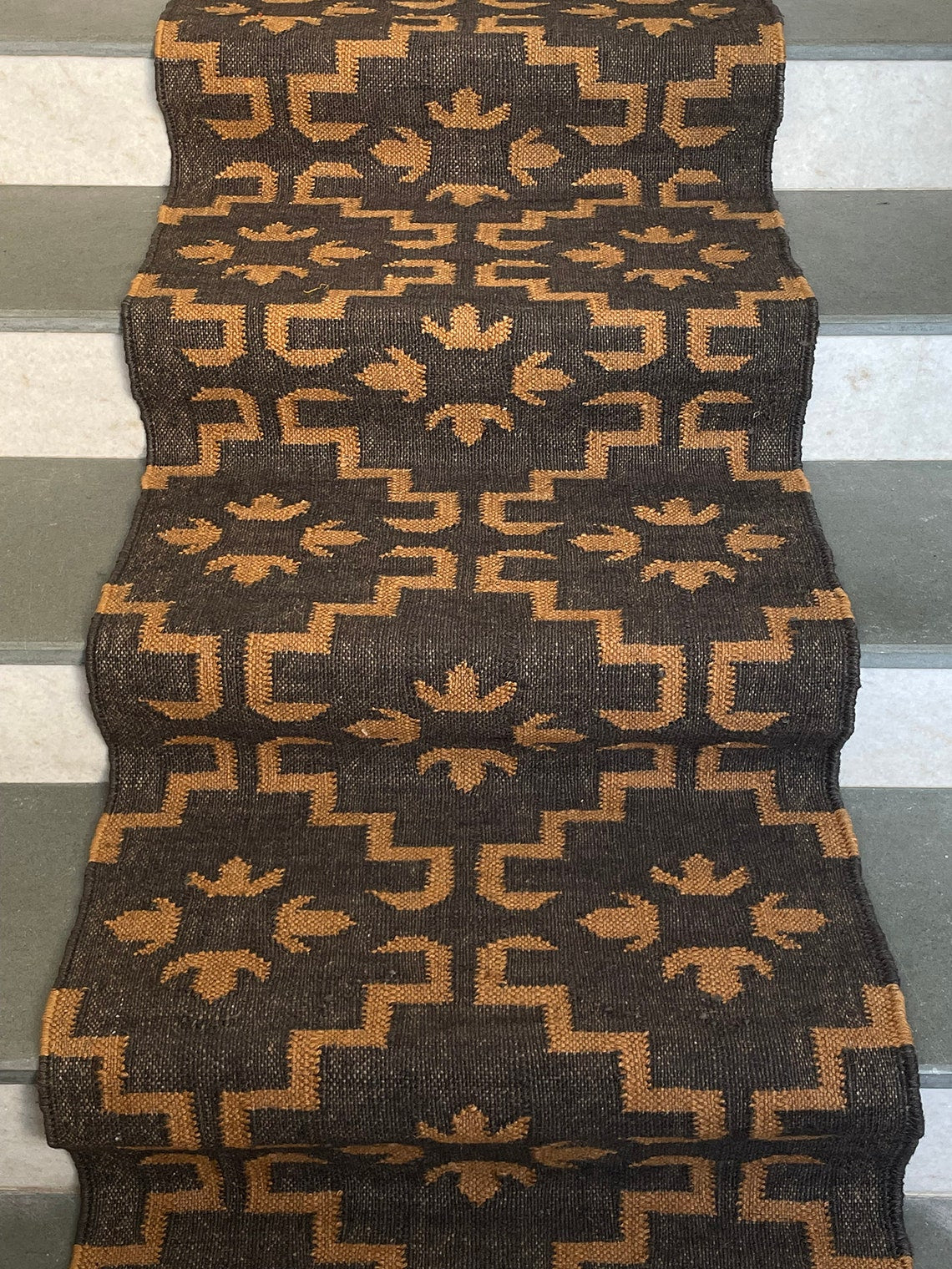 Tribal Kilim Jute Runner – Perfect for Rustic Stairs