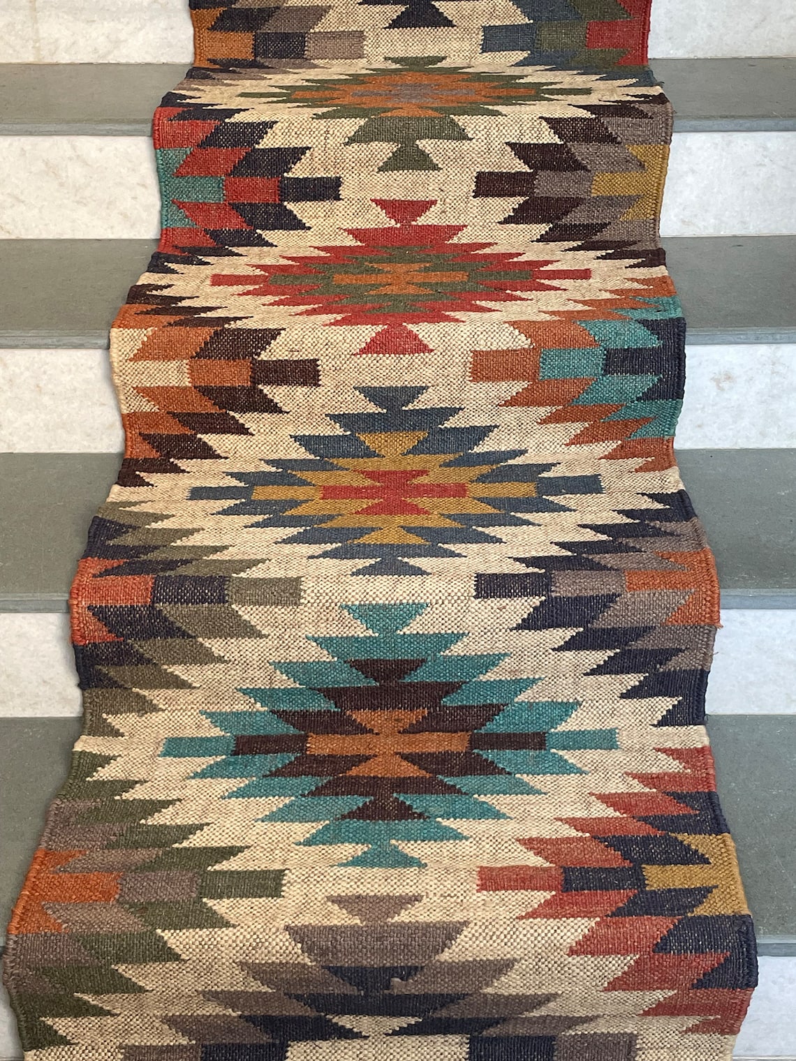 Natural Kilim Jute Stair Runner – Textured Elegance