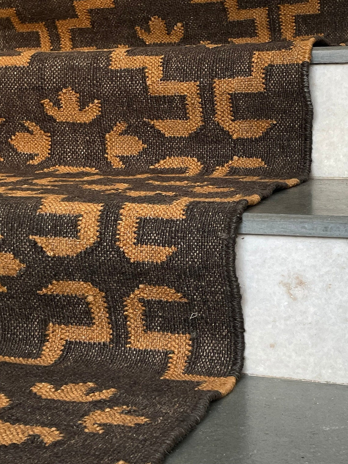Tribal Kilim Jute Runner – Perfect for Rustic Stairs