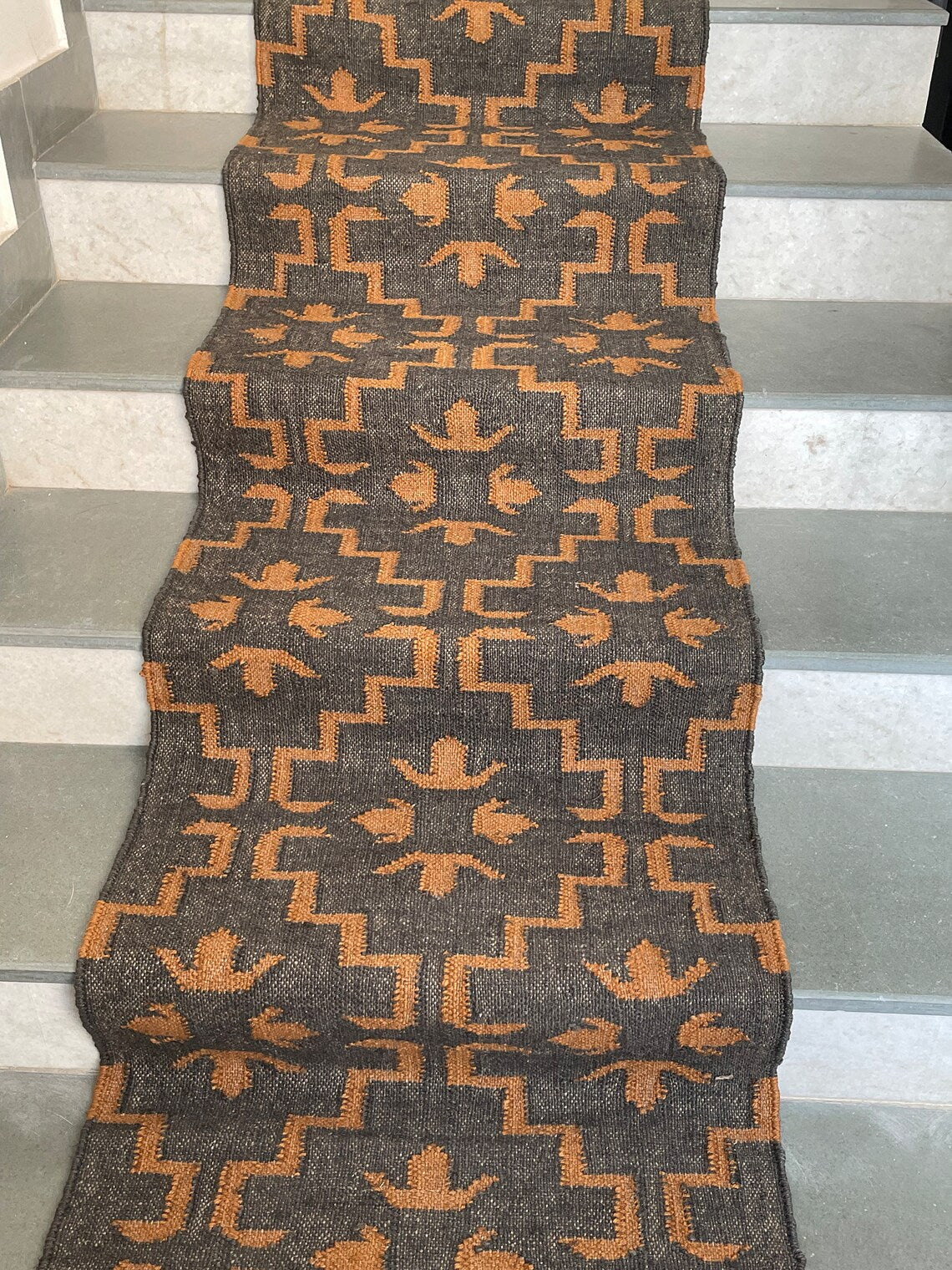 Kilim Style Runner – Perfect for Rustic Staircases