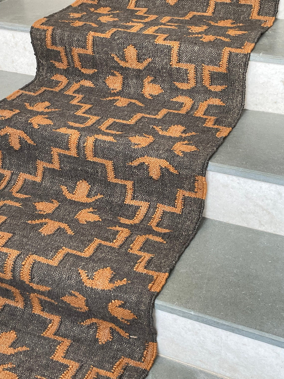 Kilim Style Runner – Perfect for Rustic Staircases