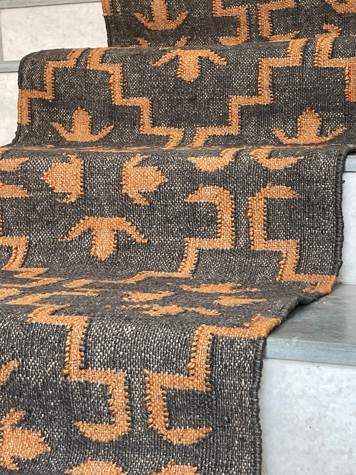 Kilim Style Runner – Perfect for Rustic Staircases