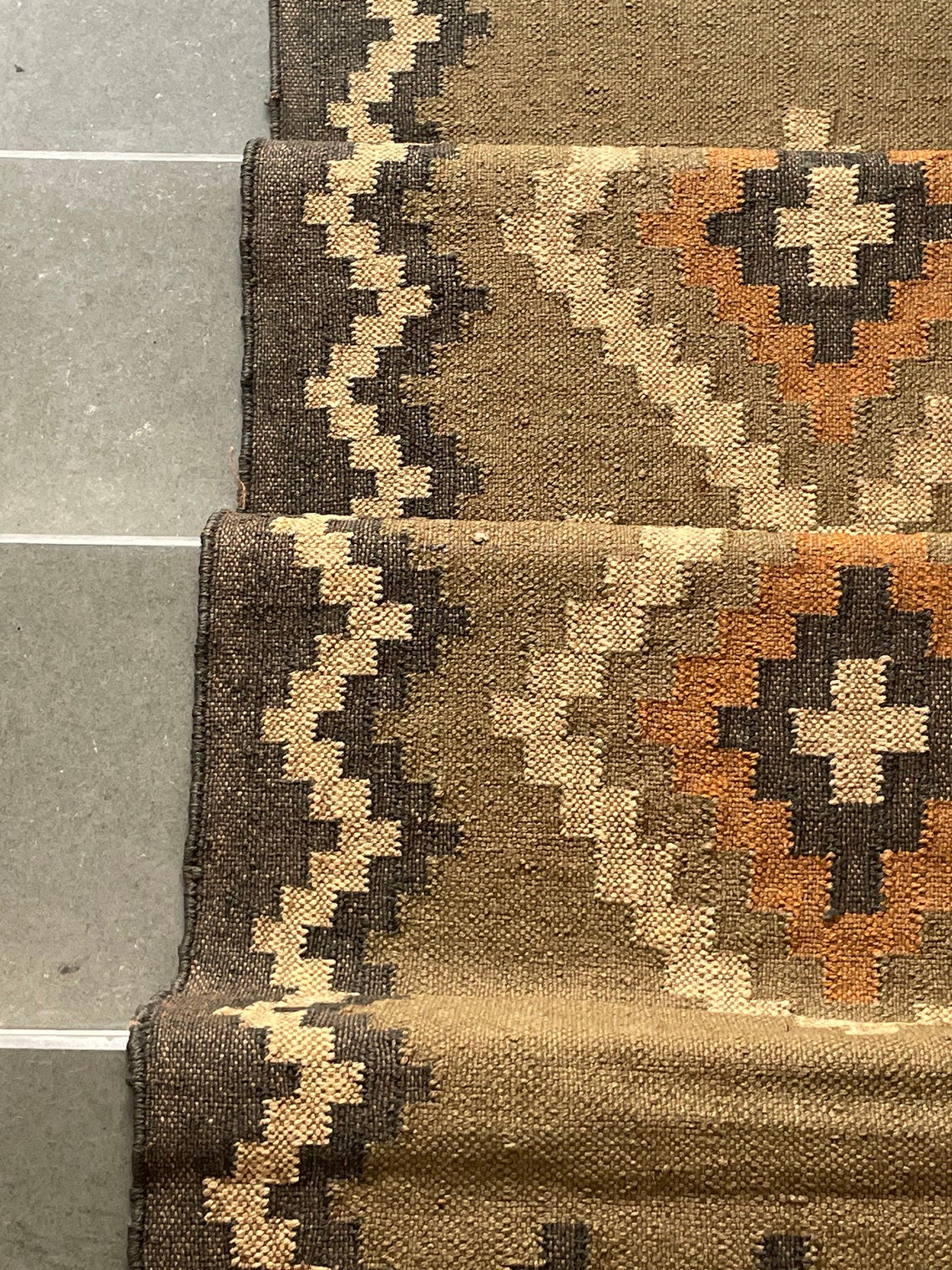 Wool & Jute Blend Stair Runner – Textured Appeal