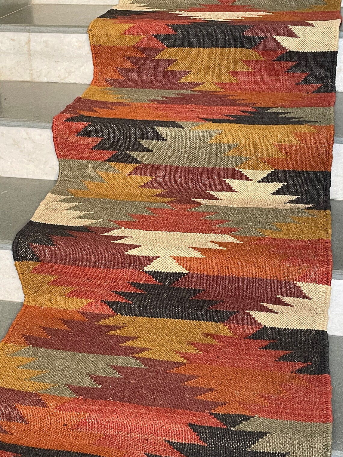 Soft Wool Jute Runner for Indoor Stairs – Minimalist Style