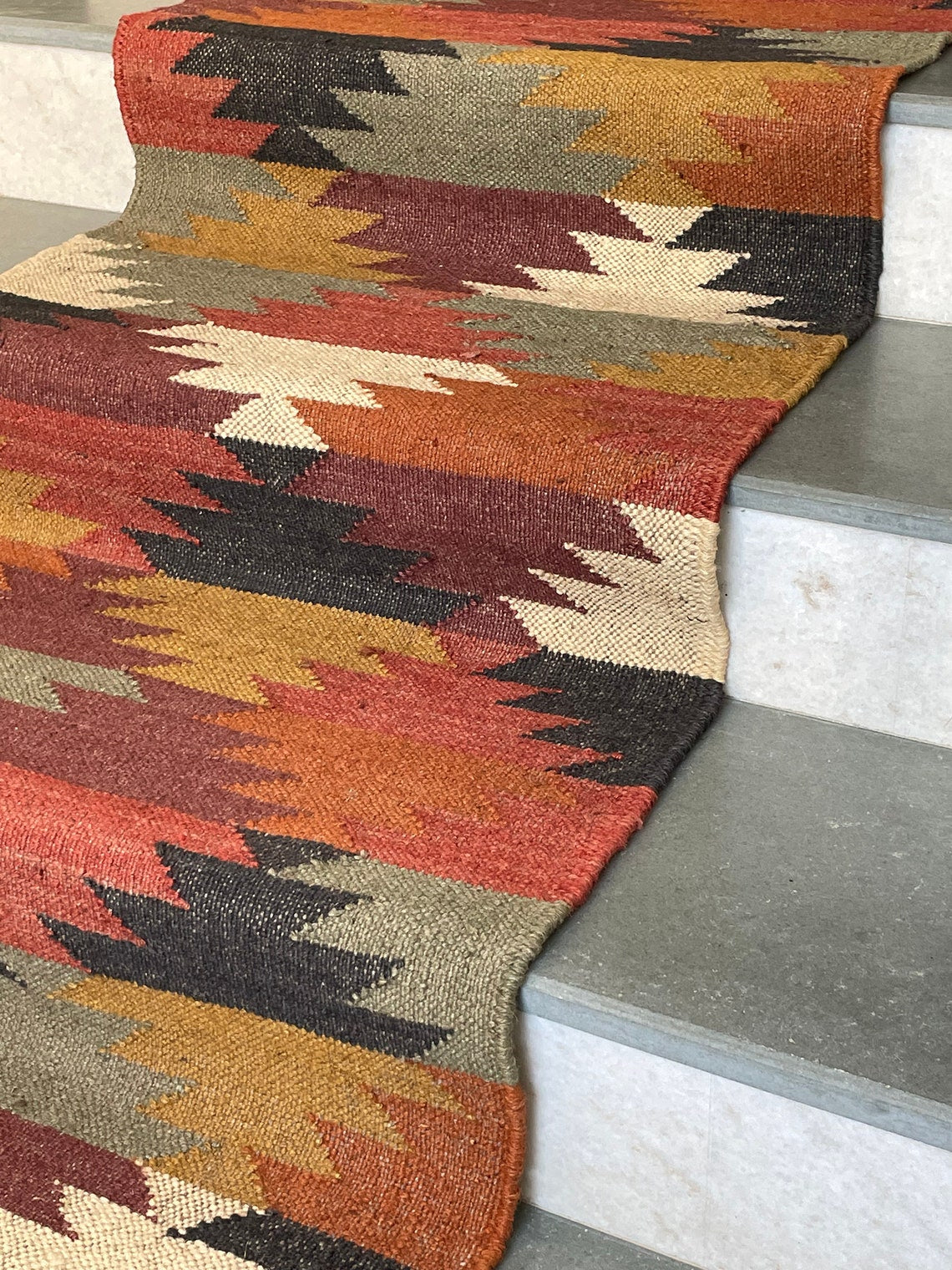 Soft Wool Jute Runner for Indoor Stairs – Minimalist Style