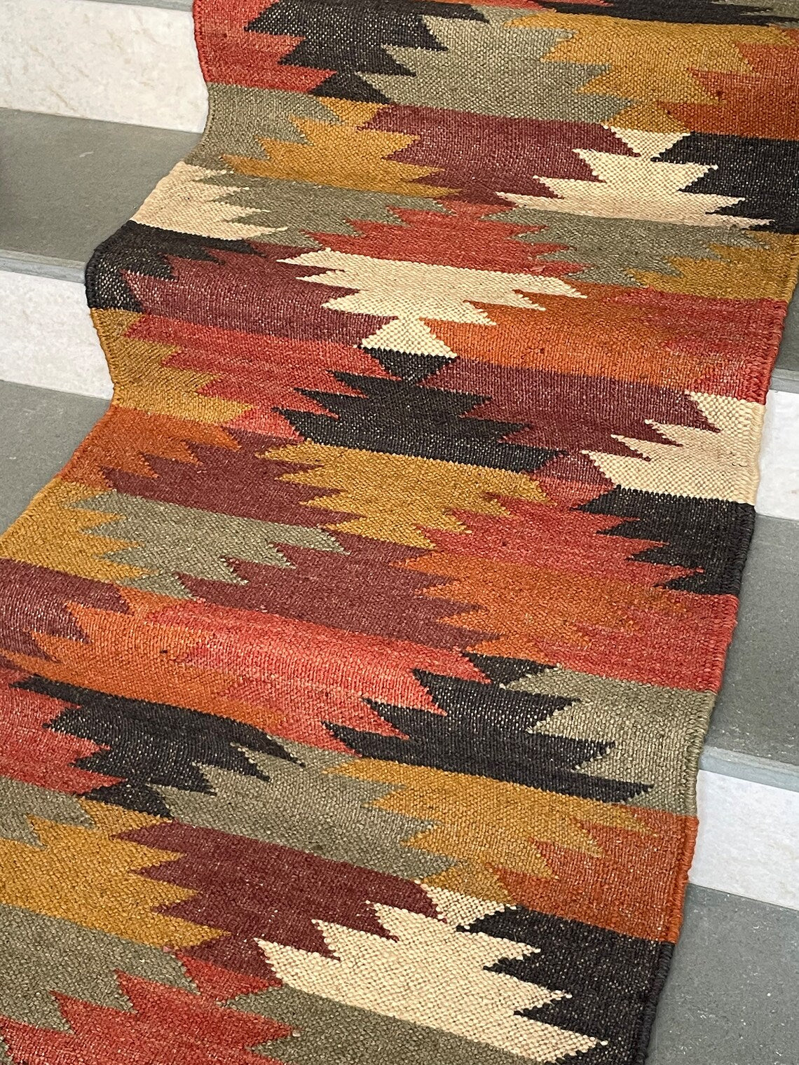 Soft Wool Jute Runner for Indoor Stairs – Minimalist Style