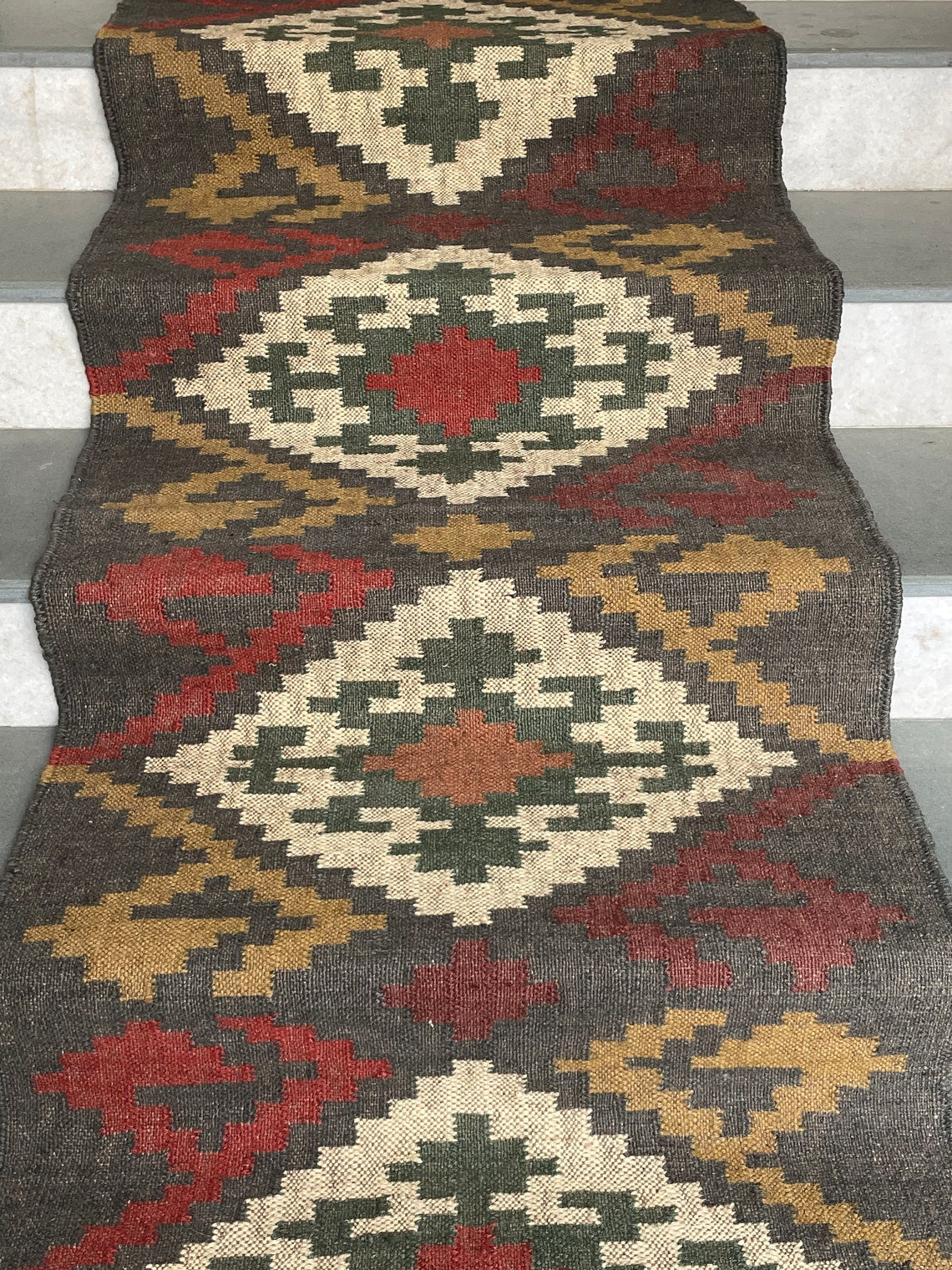Rustic Wool Jute Staircase Runner – Eco-Friendly Design