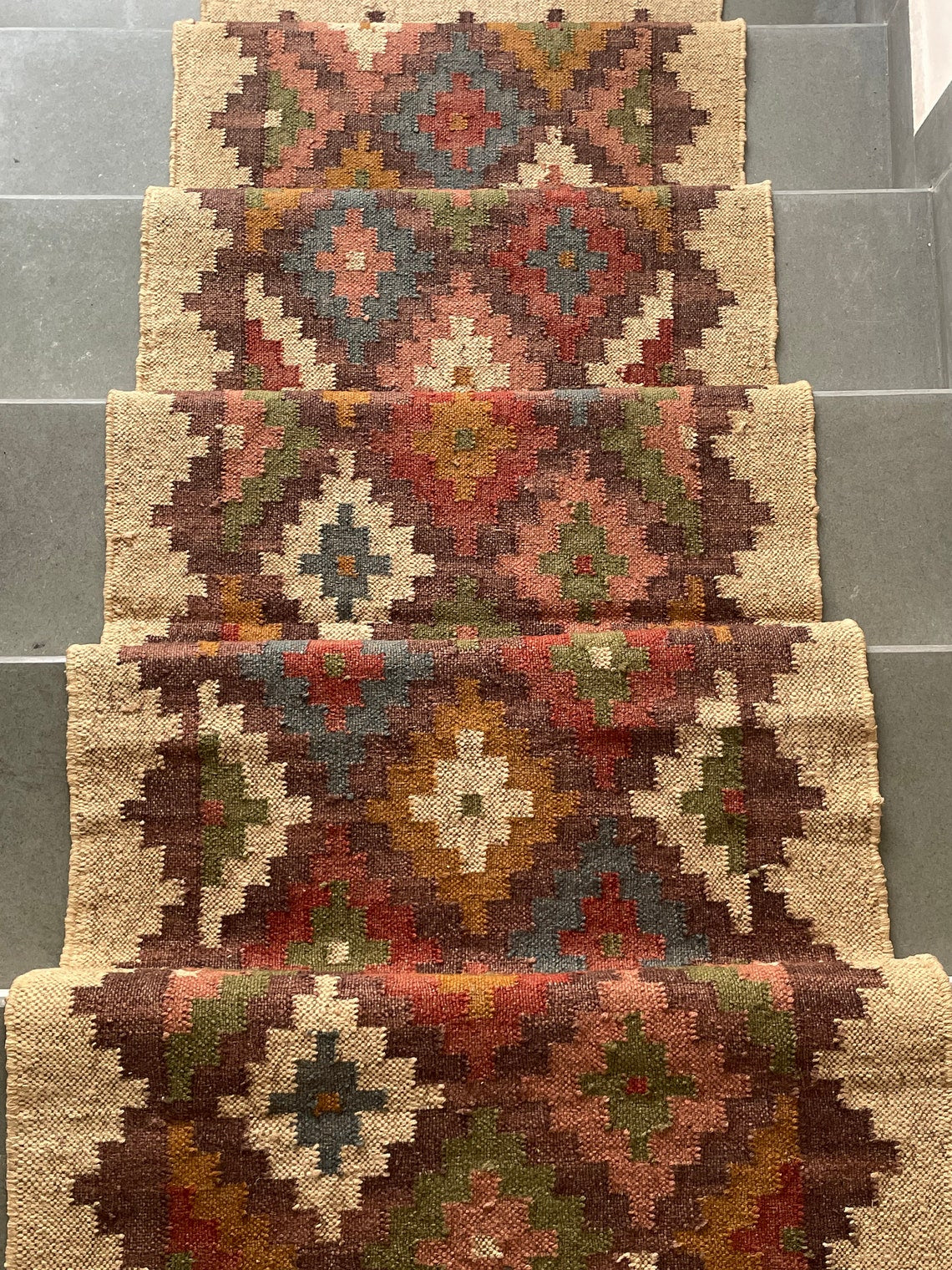 Wool Jute Stair Runner – Handwoven Natural Elegance