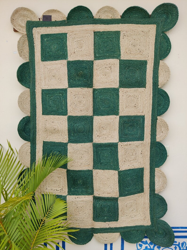 Checkered Green & Natural Jute Rug – Hand Braided Scalloped Edge Area Rug