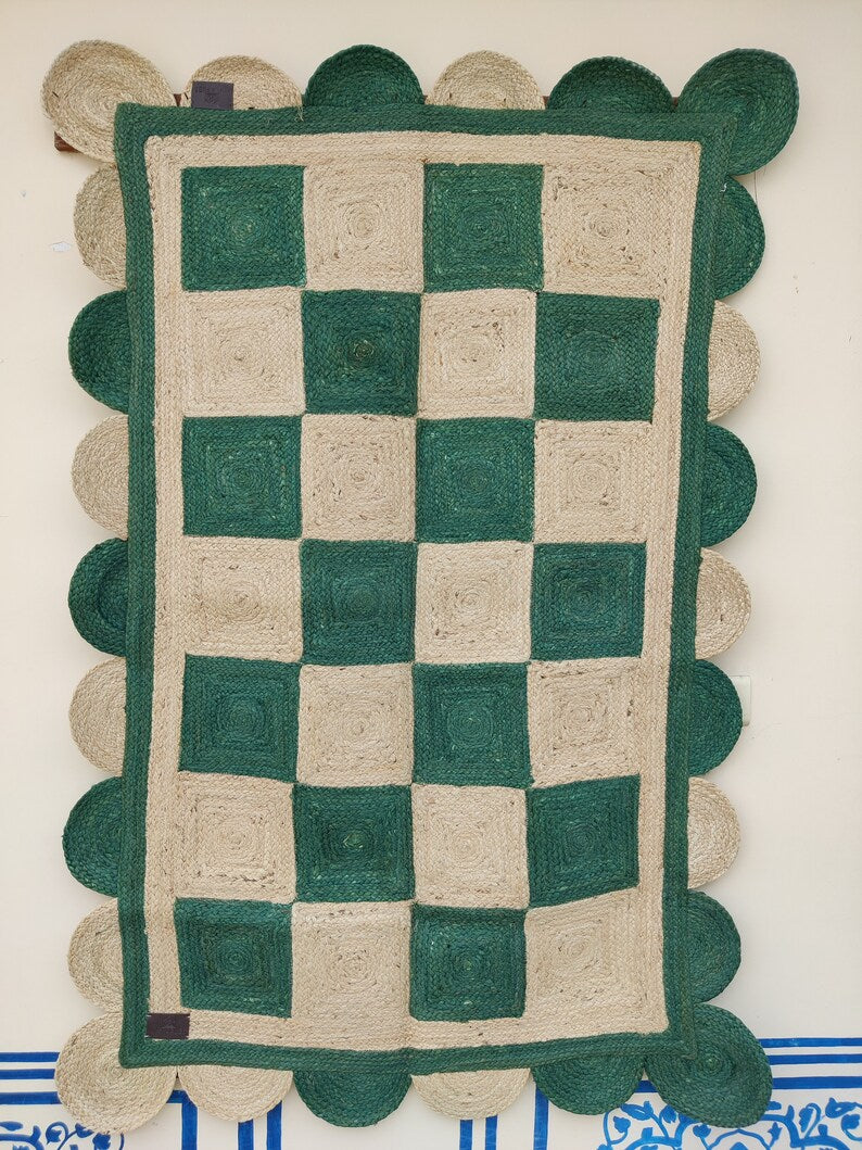 Checkered Green & Natural Jute Rug – Hand Braided Scalloped Edge Area Rug