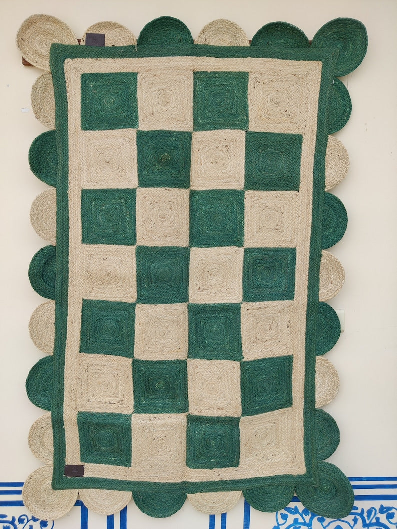Checkered Green & Natural Jute Rug – Hand Braided Scalloped Edge Area Rug
