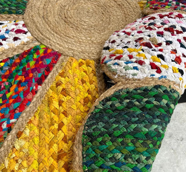 Multicolor Flower Shape Jute Rug – Natural Braided Rug for Boho Interiors