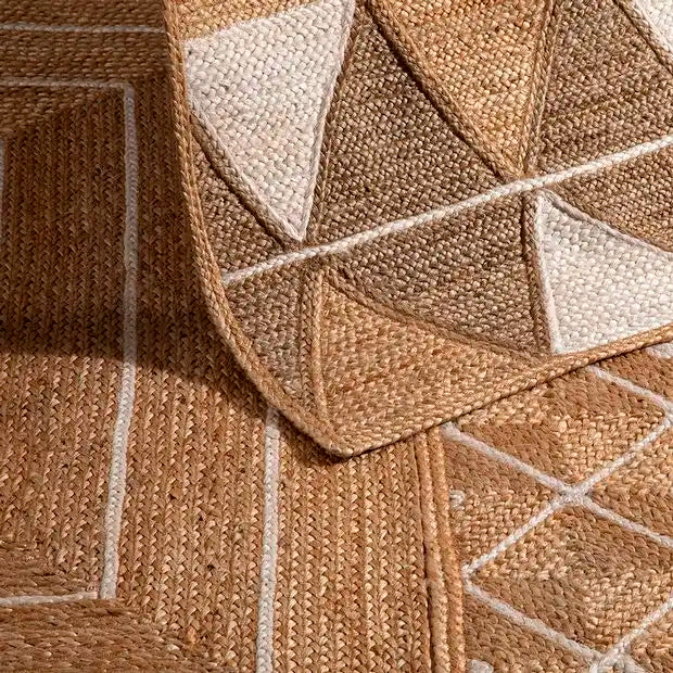 Diamond Pattern Hand-Braided Jute Rug – Natural Fiber Carpet for Home Décor