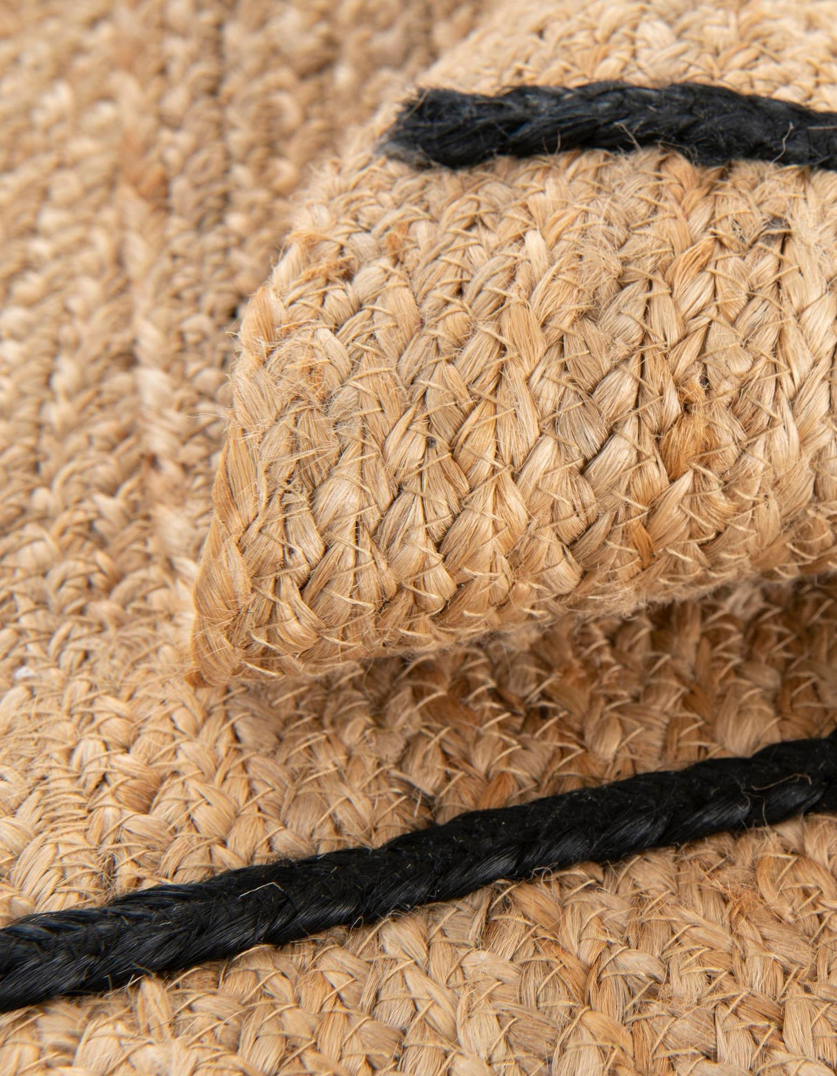 Round Jute Rug for Kids – Hand Braided Natural Rug for Nursery or Bedroom