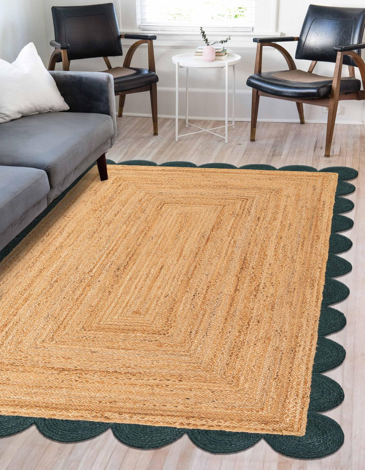 Hand Scallop Braided Jute Rug