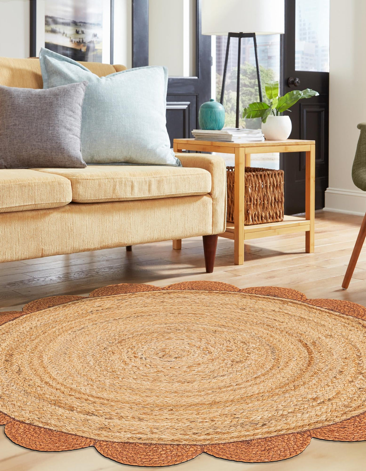 Hand Scallop Braided Jute Rug