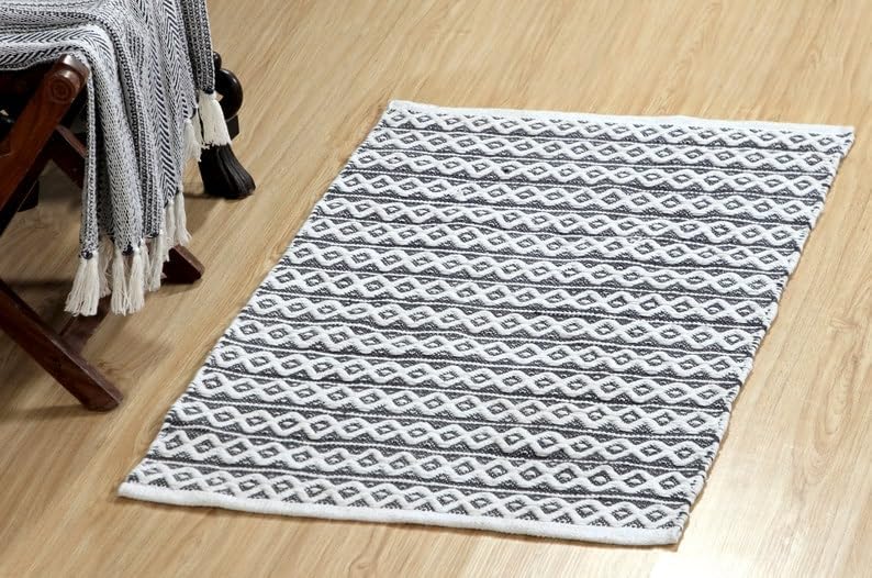 Cotton Rugs For Living Room Zig Zag Pattern Handmade Reversible Grey White Border Rug