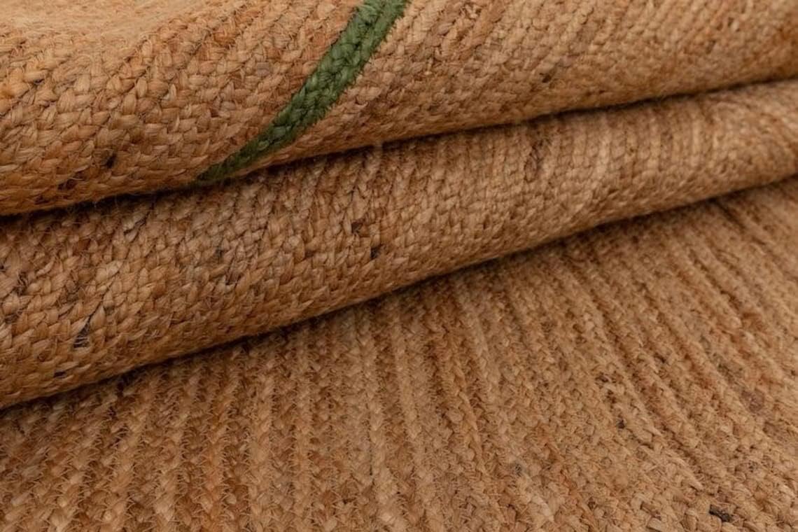Natural Scalloped With Border Jute Rugs