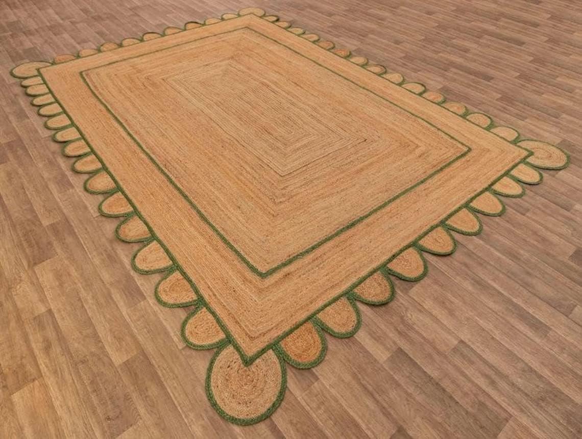 Natural Scalloped With Border Jute Rugs
