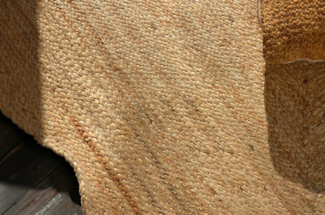 Natural Jute Scalloped Rug – Handmade Braided Rug with Boho Design