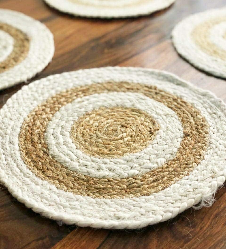 Dessous de verre, dessous de plat, sets de table, bordure blanche tressée faite à la main 
