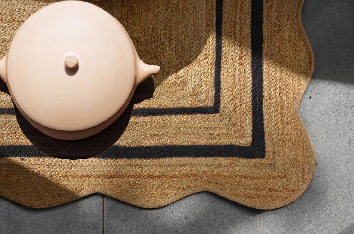 Unique Design Braided Handmade Scalloped Jute Rug