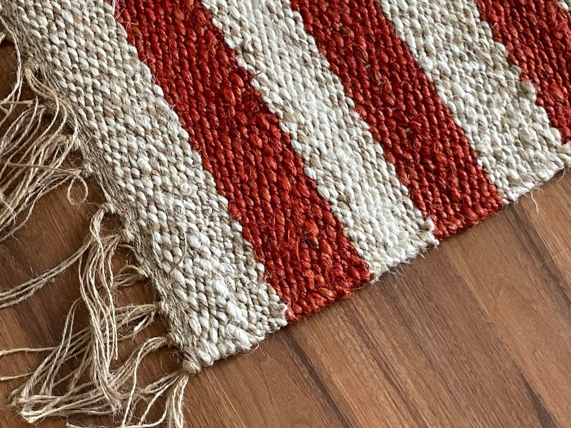 Hemp Area Rugs, Traditional Red-White  Footboard entryway Rug Chic Victorian Hipster