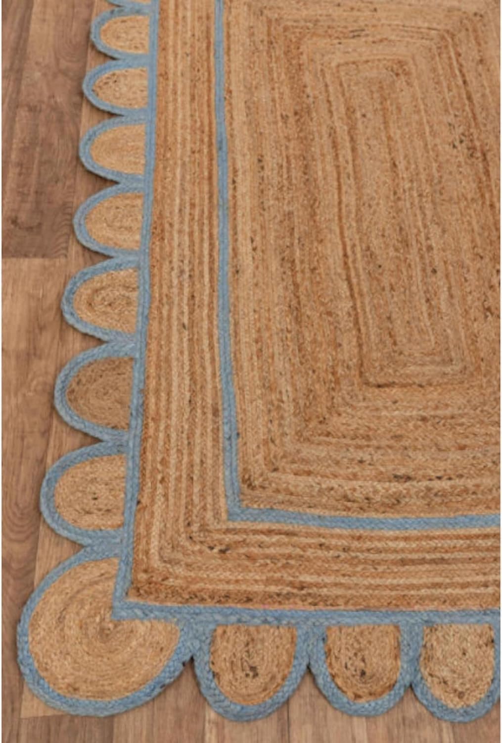 Natural Scalloped With Border Jute Rugs