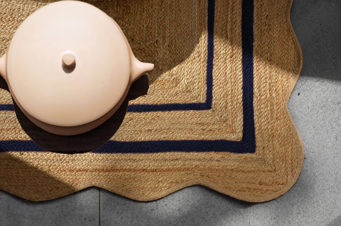 Unique Design Braided Handmade Scalloped Jute Rug