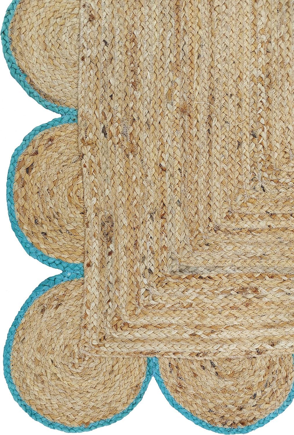 Hand Weaving Village  Decorative scalloped jute rug