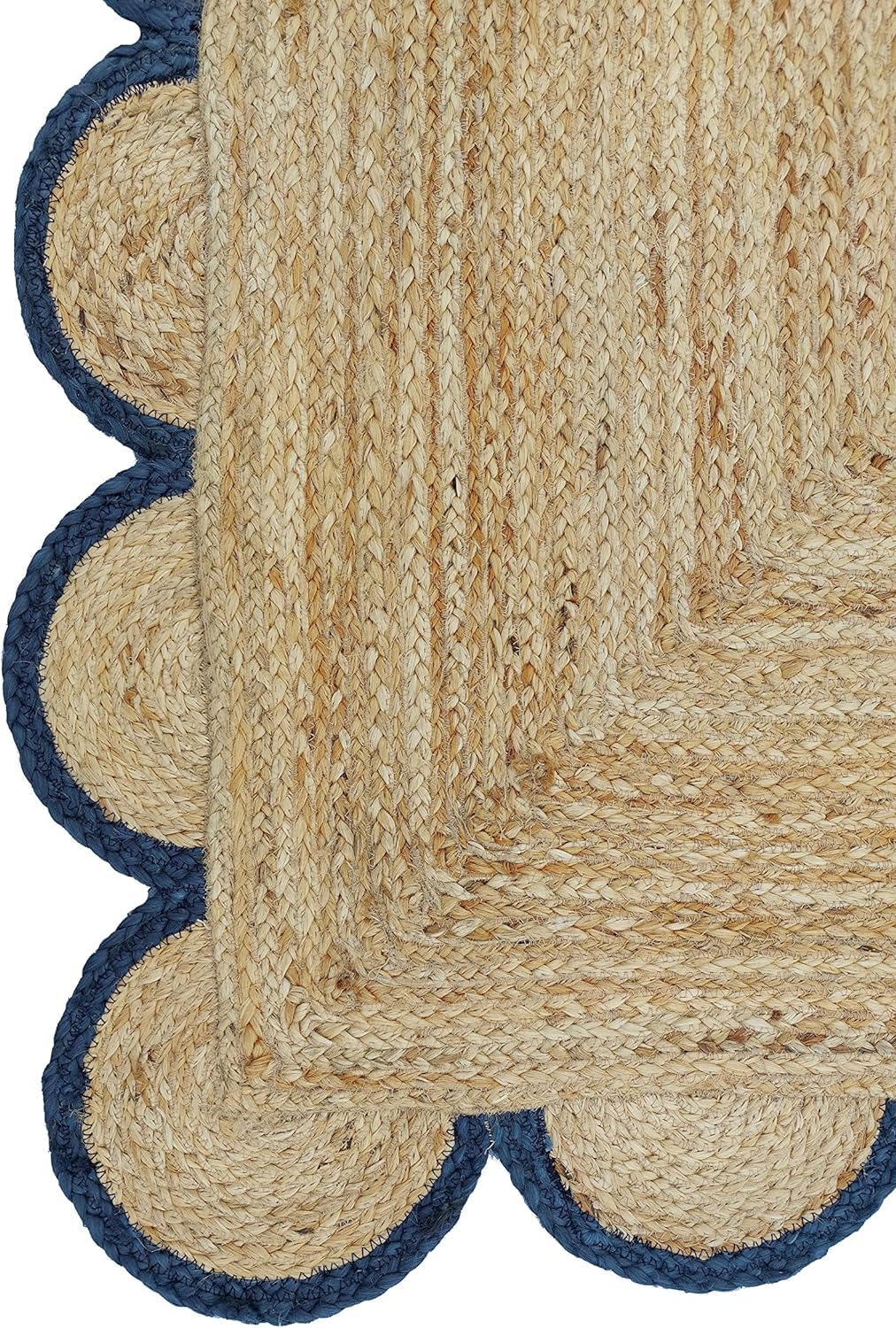 Hand Weaving Village  Decorative scalloped jute rug