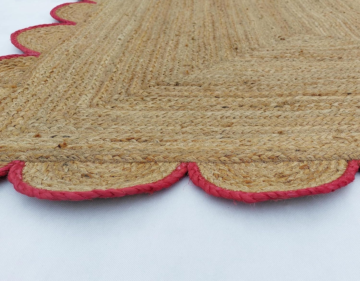 Hand Weaving Village  Decorative scalloped jute rug