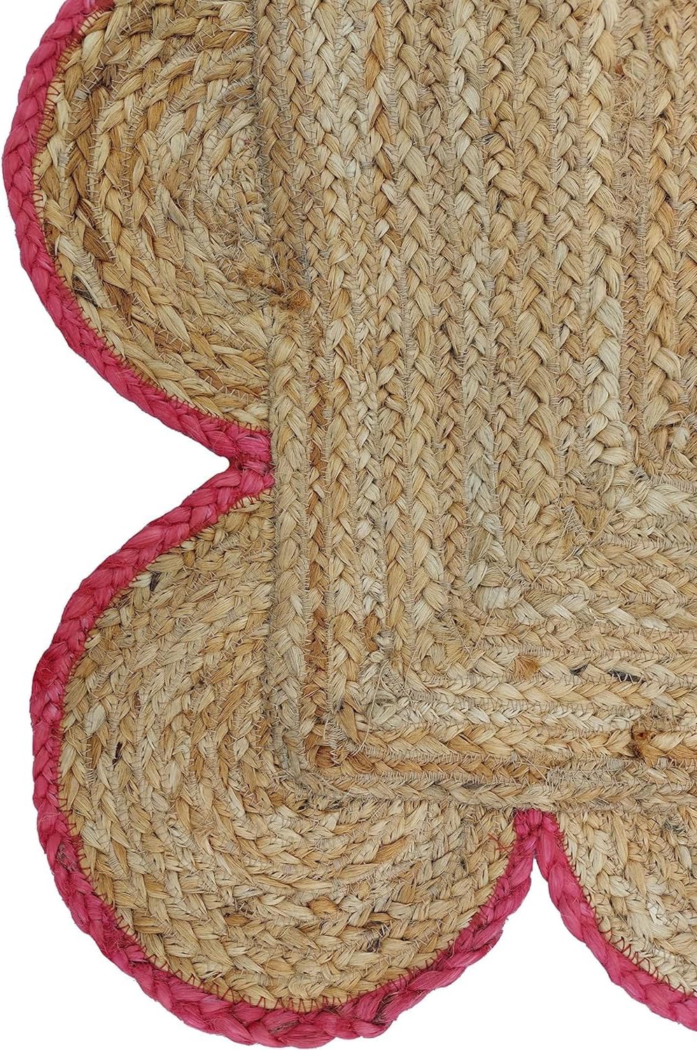 Hand Weaving Village  Decorative scalloped jute rug