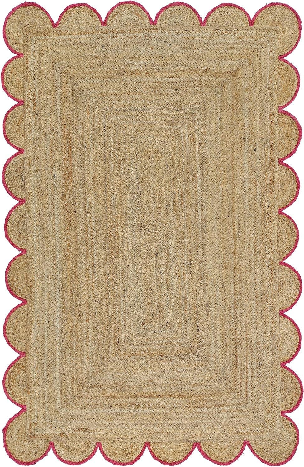 Hand Weaving Village  Decorative scalloped jute rug