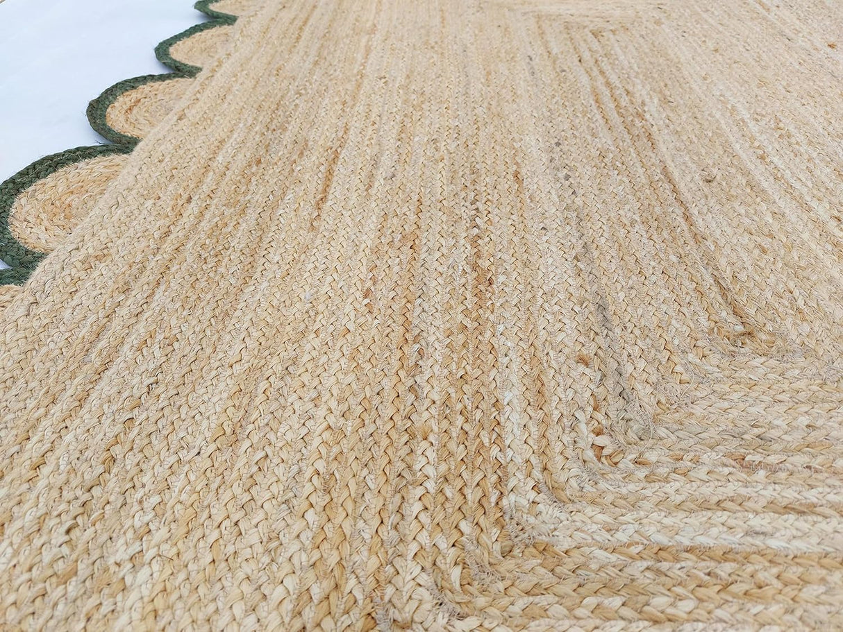 Hand Weaving Village  Decorative scalloped jute rug