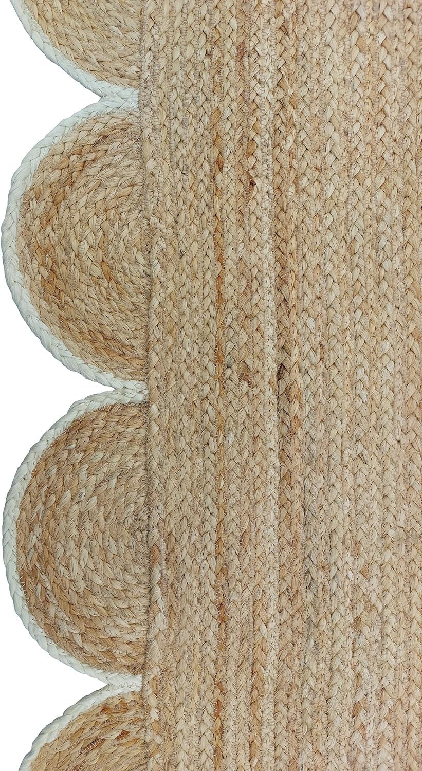 Hand Weaving Village  Decorative scalloped jute rug